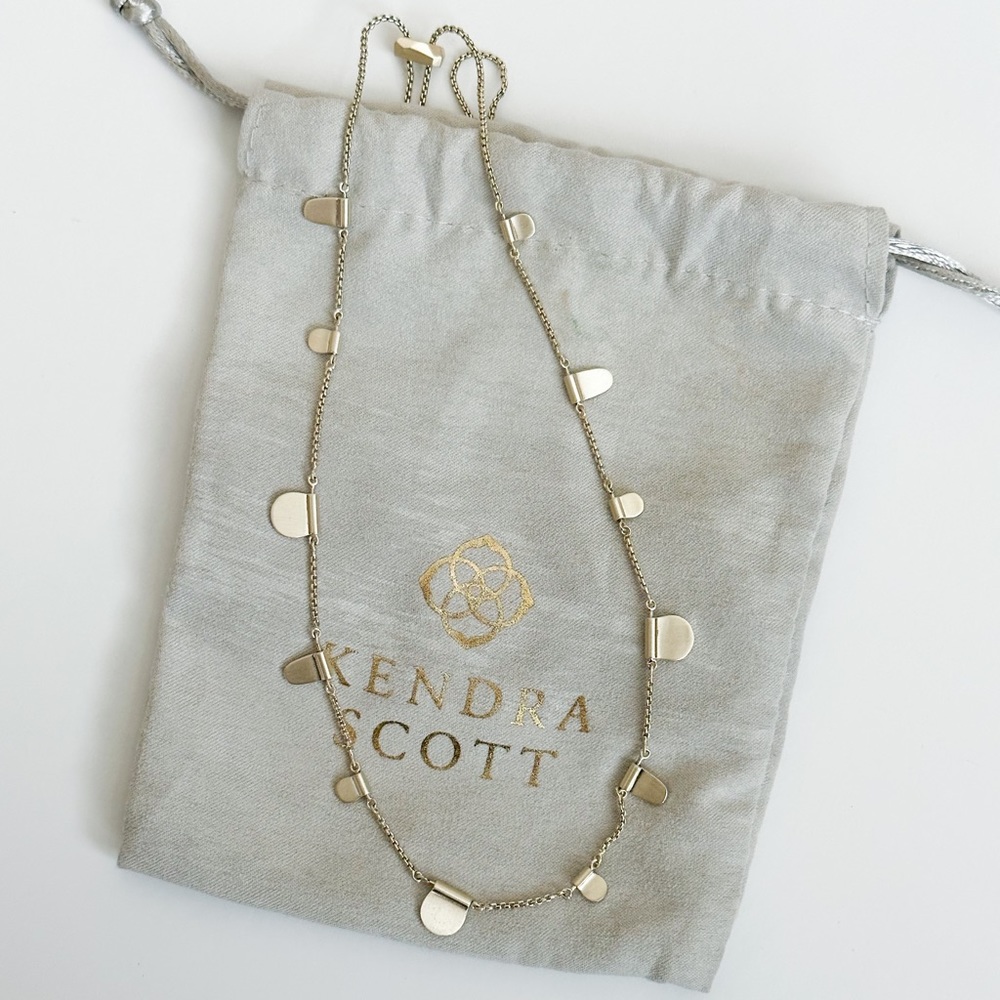 Kendra Scott Olive Necklace in Gold